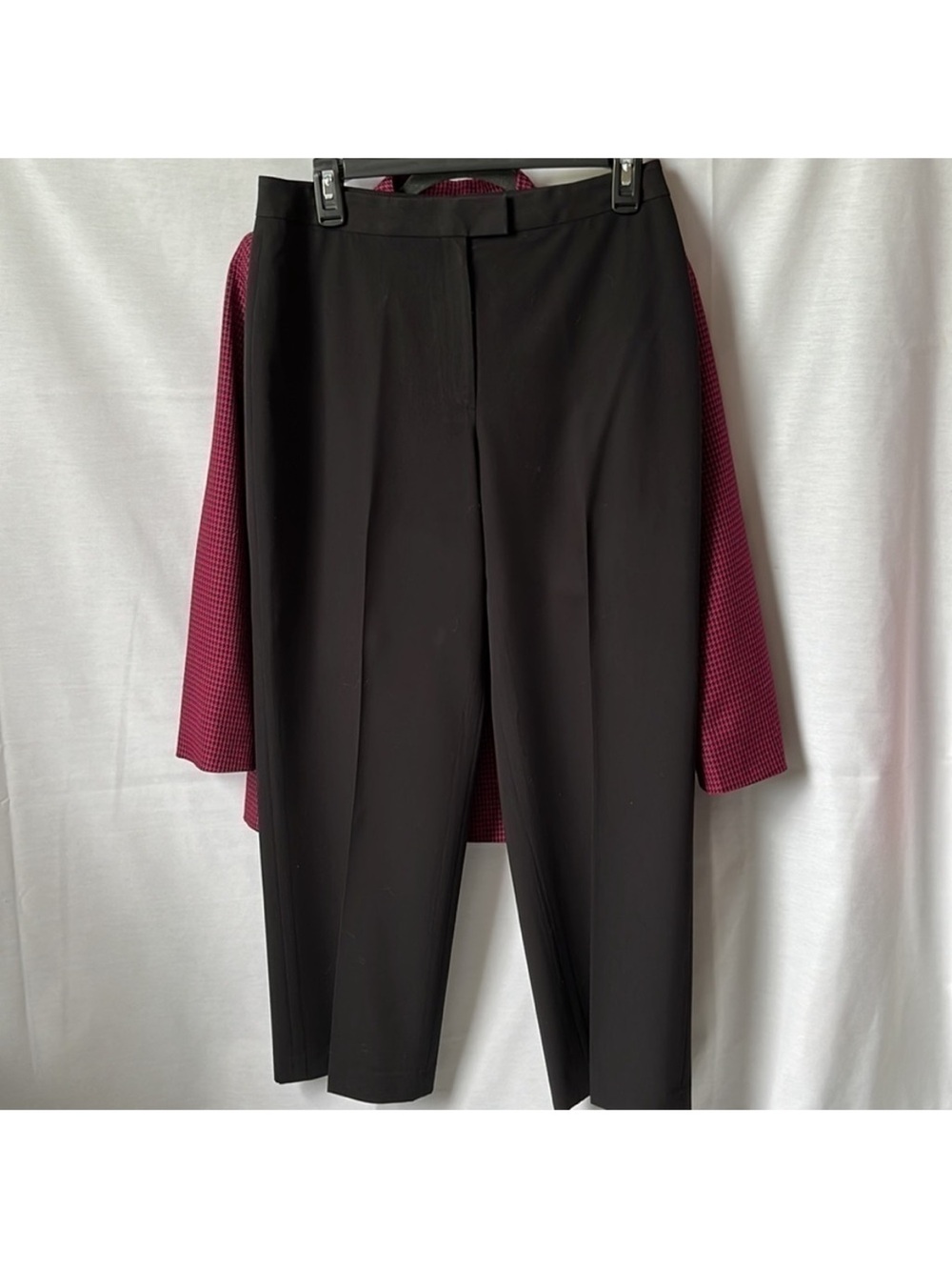 3 Piece Bundle Emily Burgundy Houndstooth Button Jacket with Black Top & Pants - Picture 2 of 9